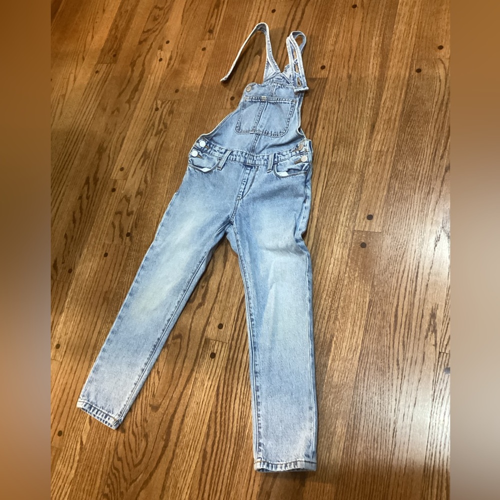 Girls old navy overalls m8
